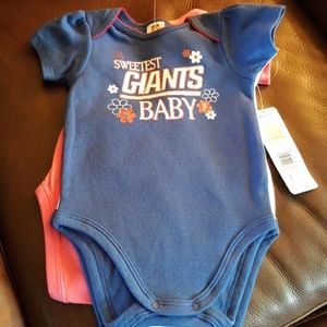 🆕 NFL New York Giants football 3 pack onesies